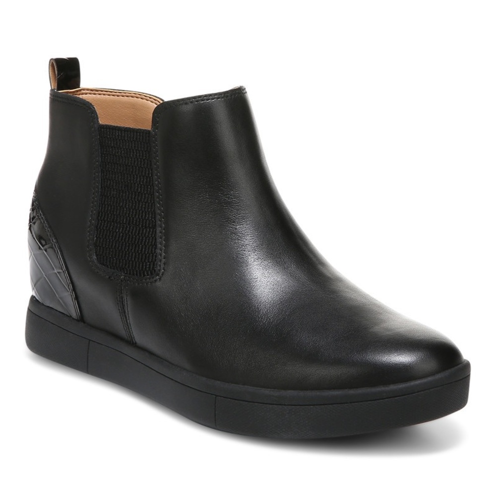 Vionic Mickie Slip On Ankle Boots